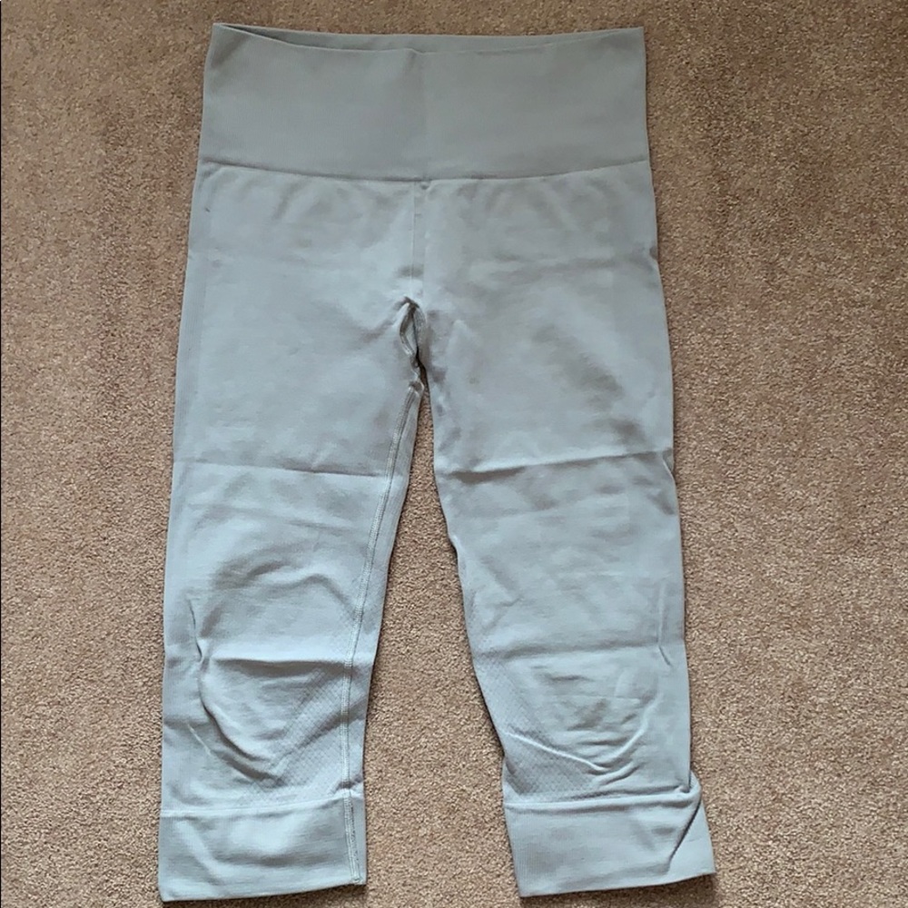 Lululemon Zone In Crop